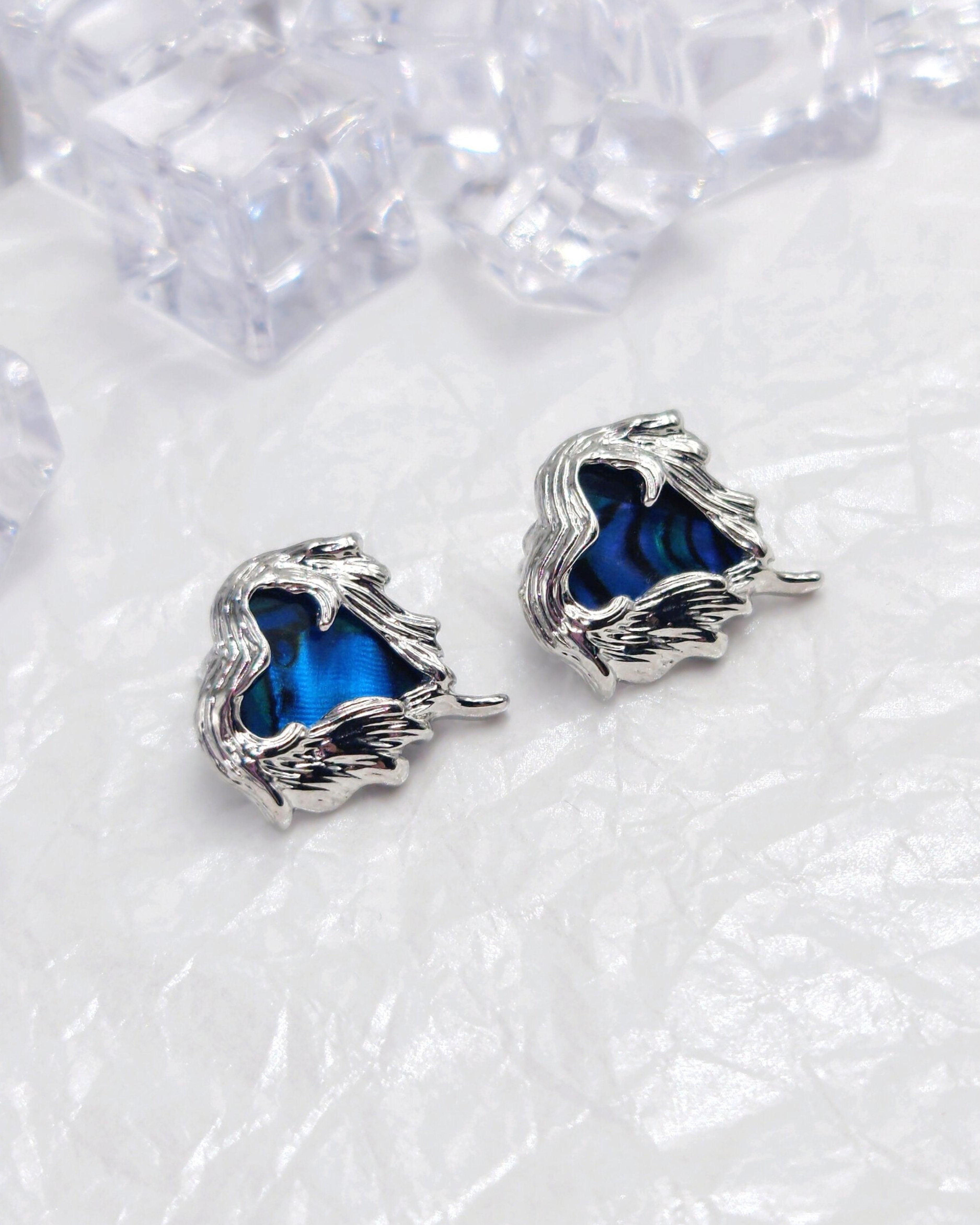 Aurora Heart Earrings - Nikaneko