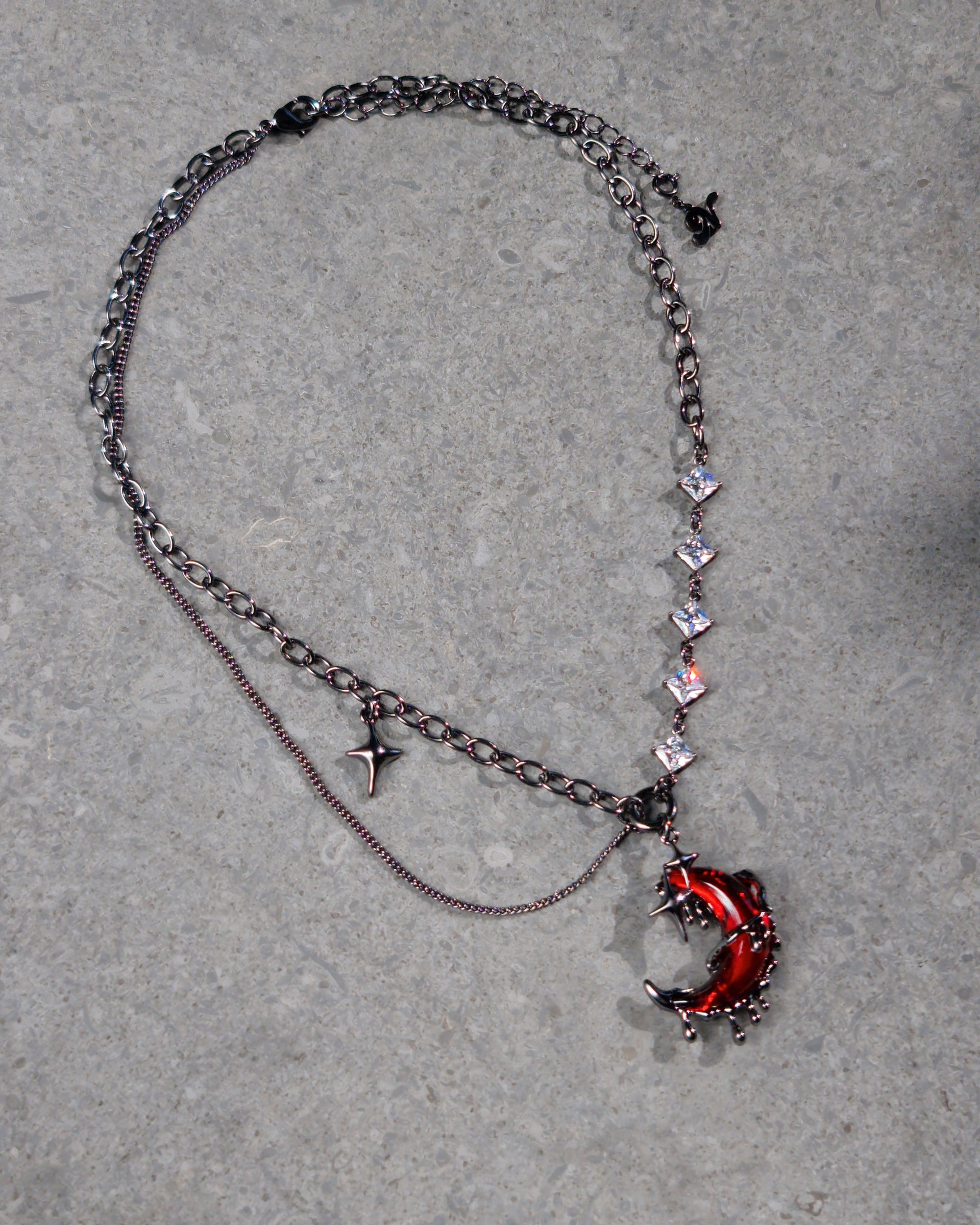 Blood Moon Drip Necklace - Nikaneko