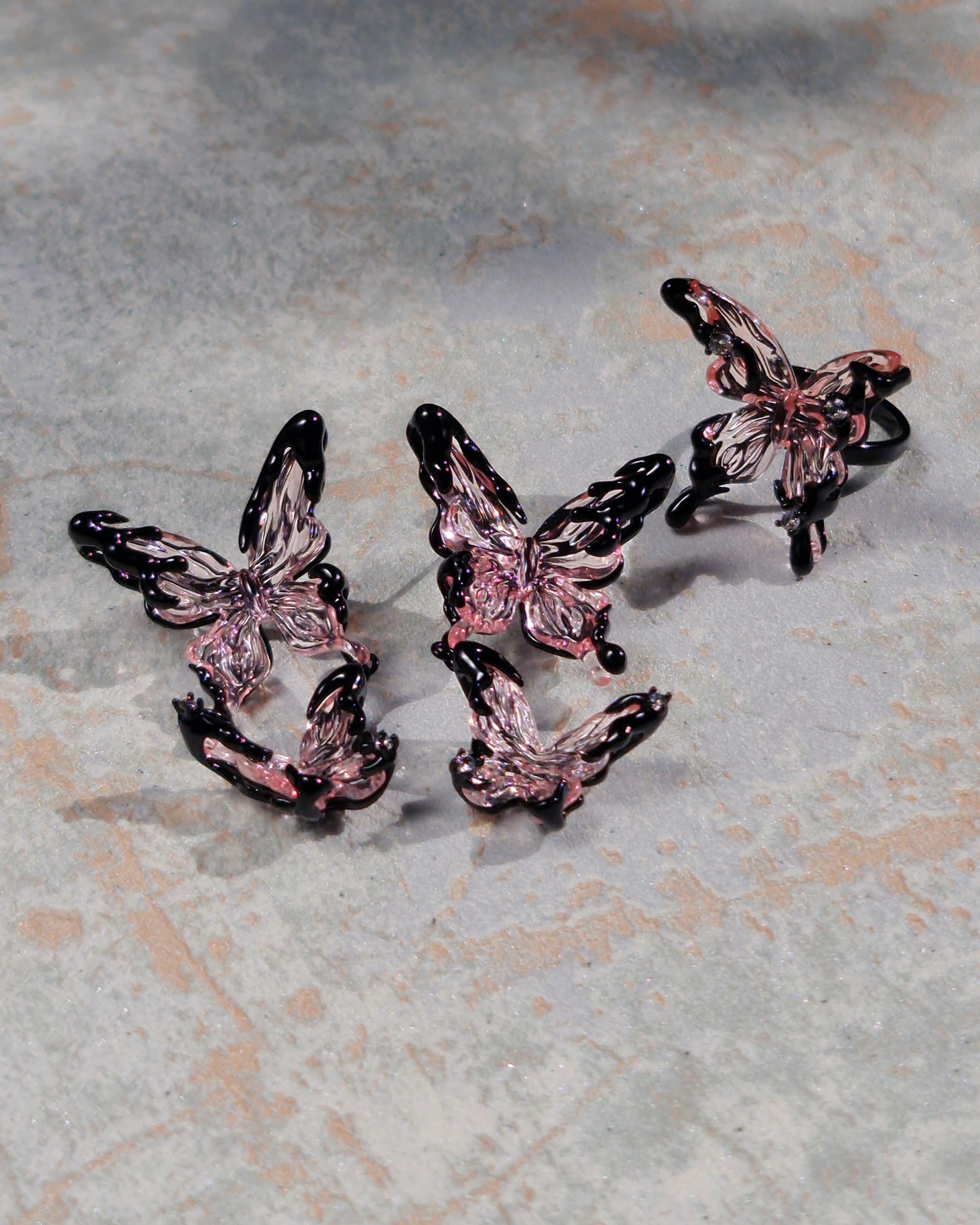 Crystal Butterfly Ring Pink - Nikaneko