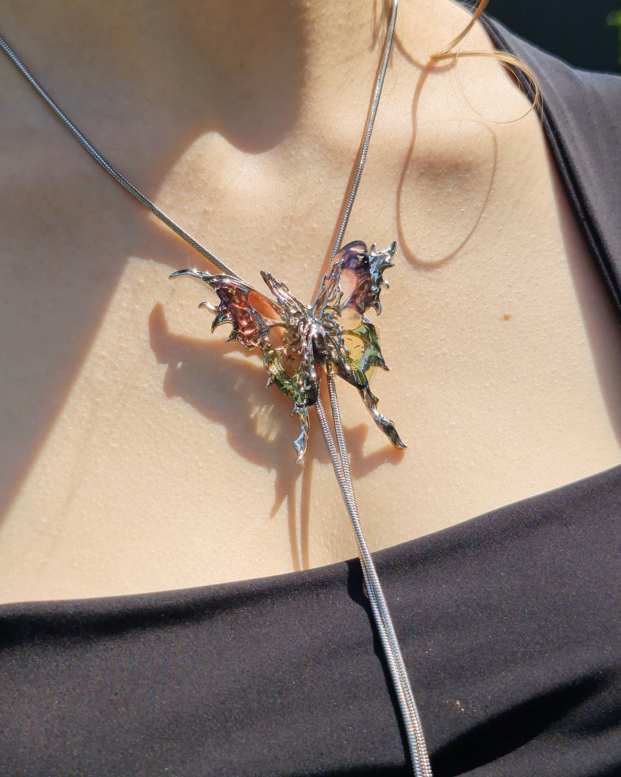 Left Rib Cage Flutter:  Diagnosis & Treatment Options - wf25r96