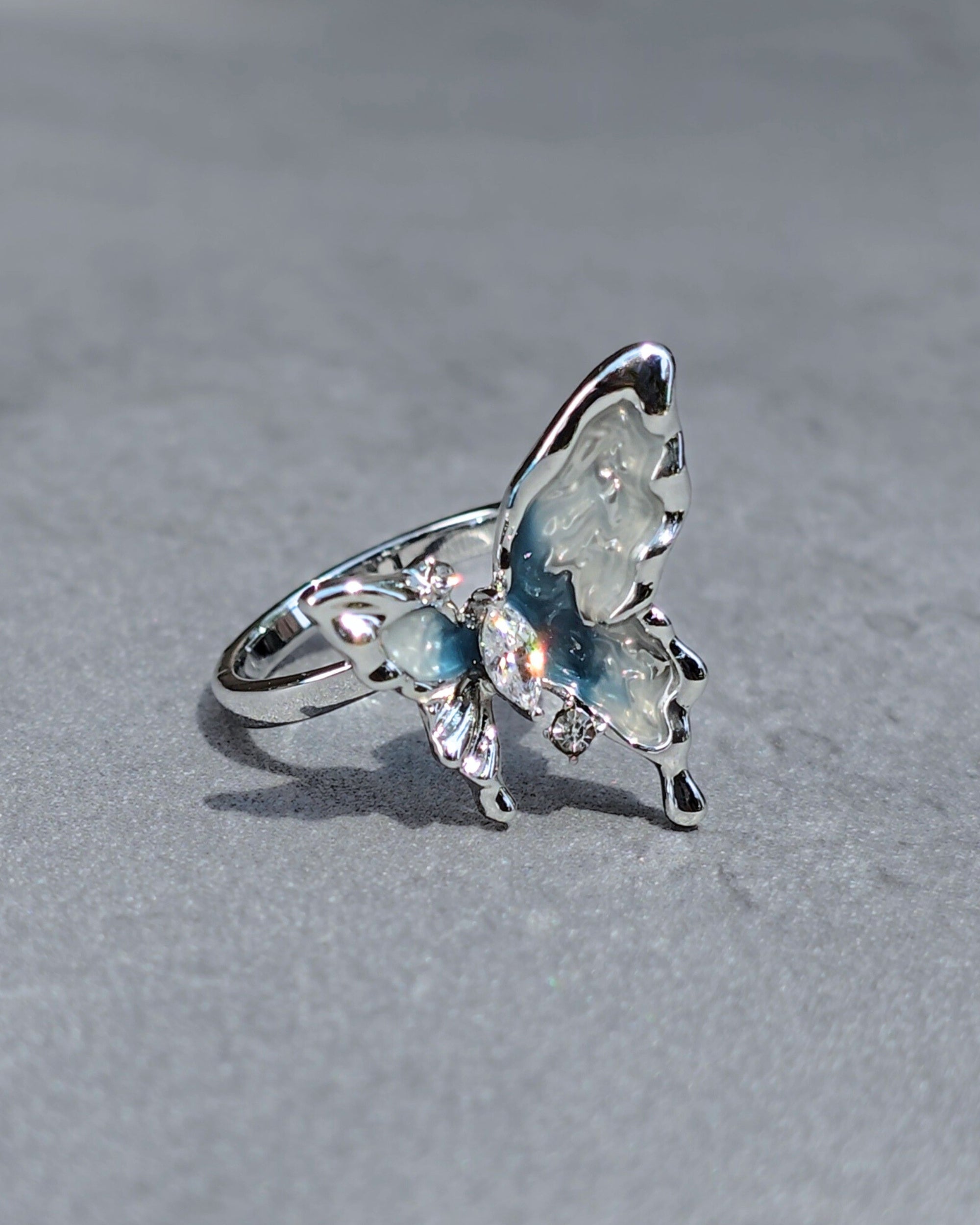 Glacier Wings Ring - Nikaneko