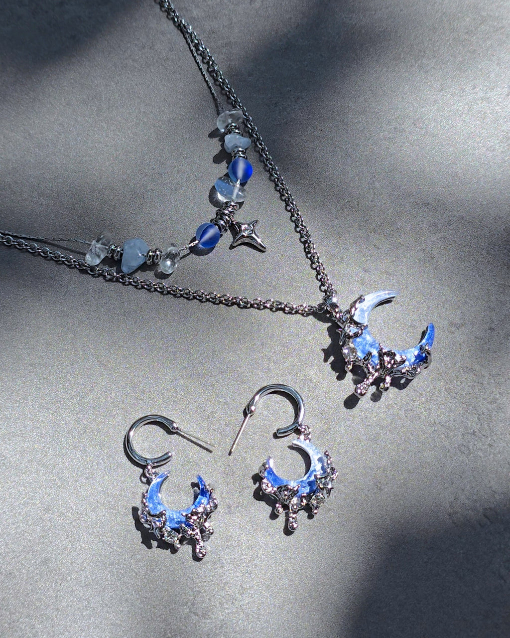 Midnight Crescent Necklace - Nikaneko