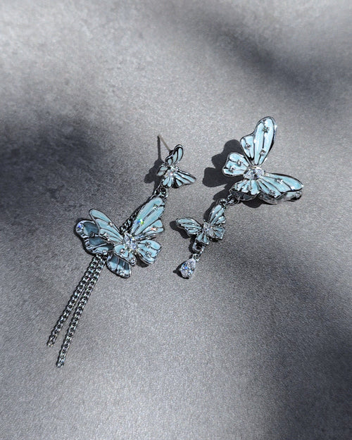 Minty Dew Butterfly Mismatched Earrings - Nikaneko