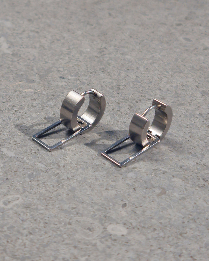 Silver Frame Earrings - Nikaneko