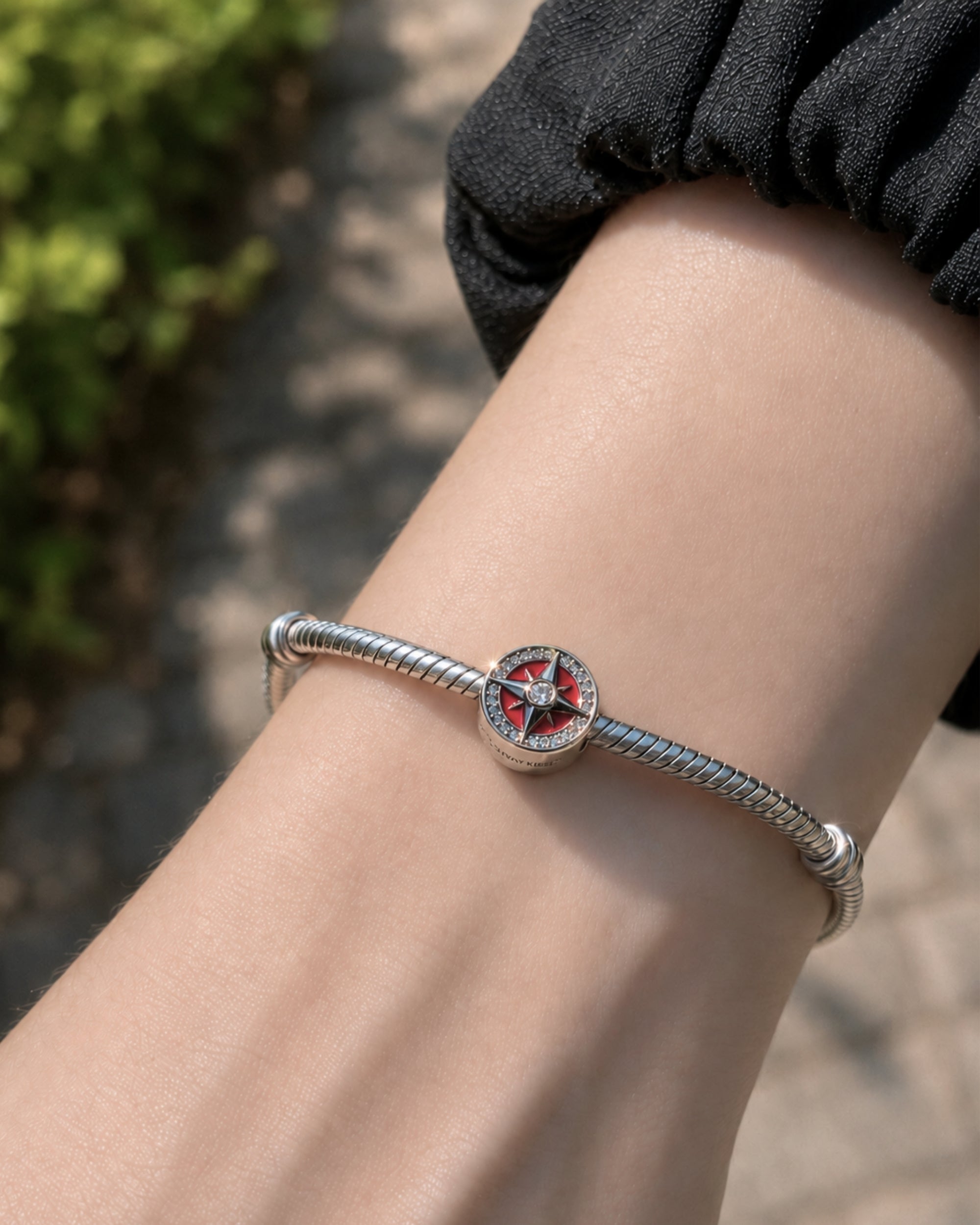 Stray Kids Compass Charm