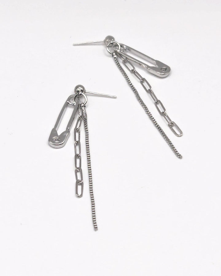 Earrings Safety Pins With Chains - Nikaneko