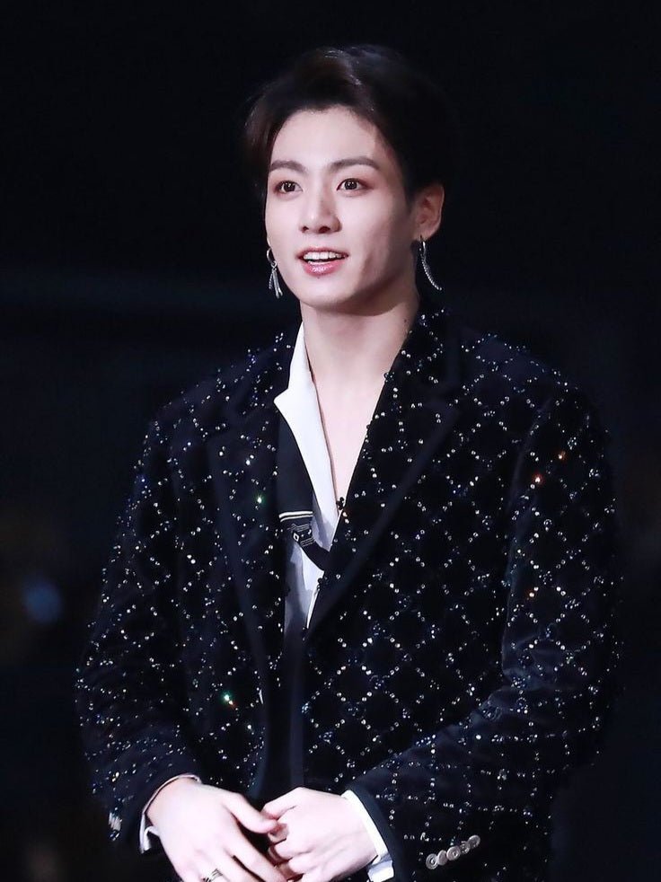 Mismatched Earrings Jung Kook BTS - Nikaneko